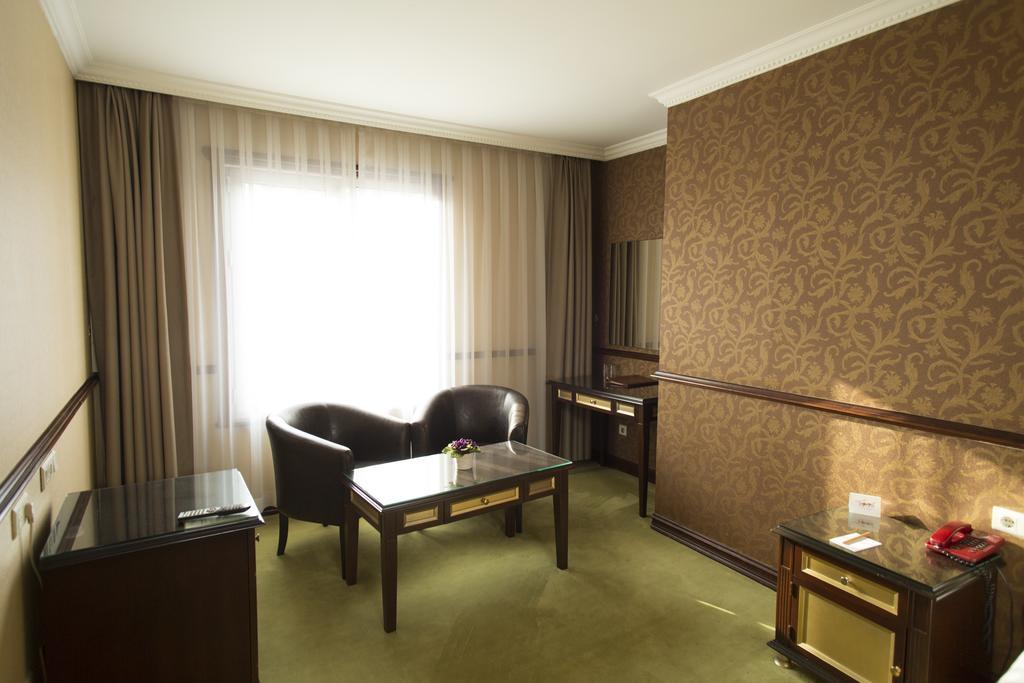 Topkapi Inter Istanbul Hotel Esterno foto